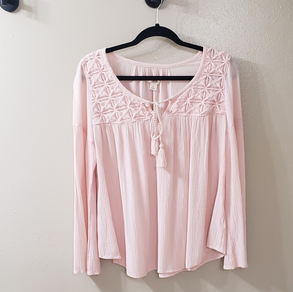 Mossimo Top - Picture 1 of 1